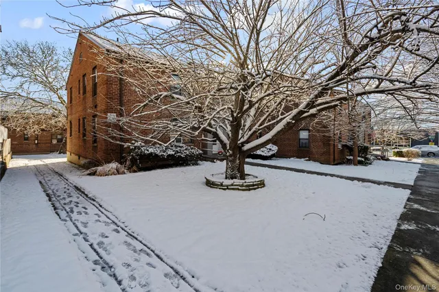 $338,000 | 36-35 171st Street, Unit 30 | Murray Hill - Flushing