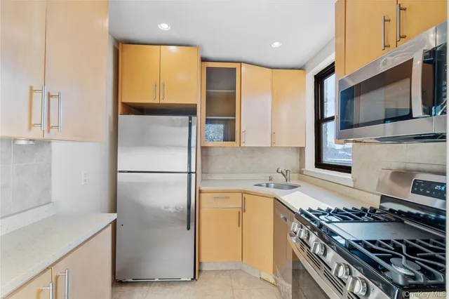 $338,000 | 36-35 171st Street, Unit 30 | Murray Hill - Flushing