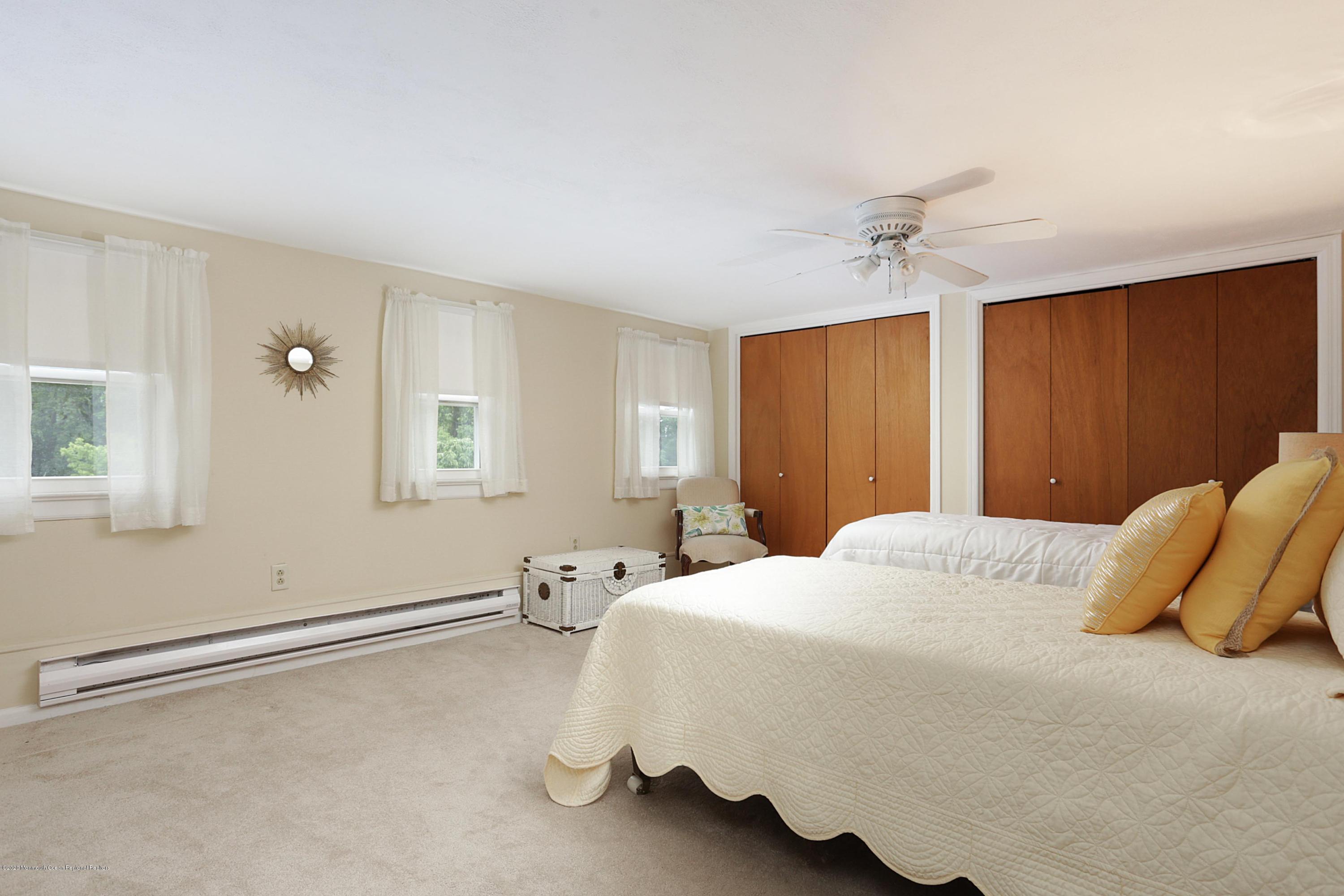 105 Broad Street Matawan, NJ 07747 - Photo 9 of 22 IMG_4803