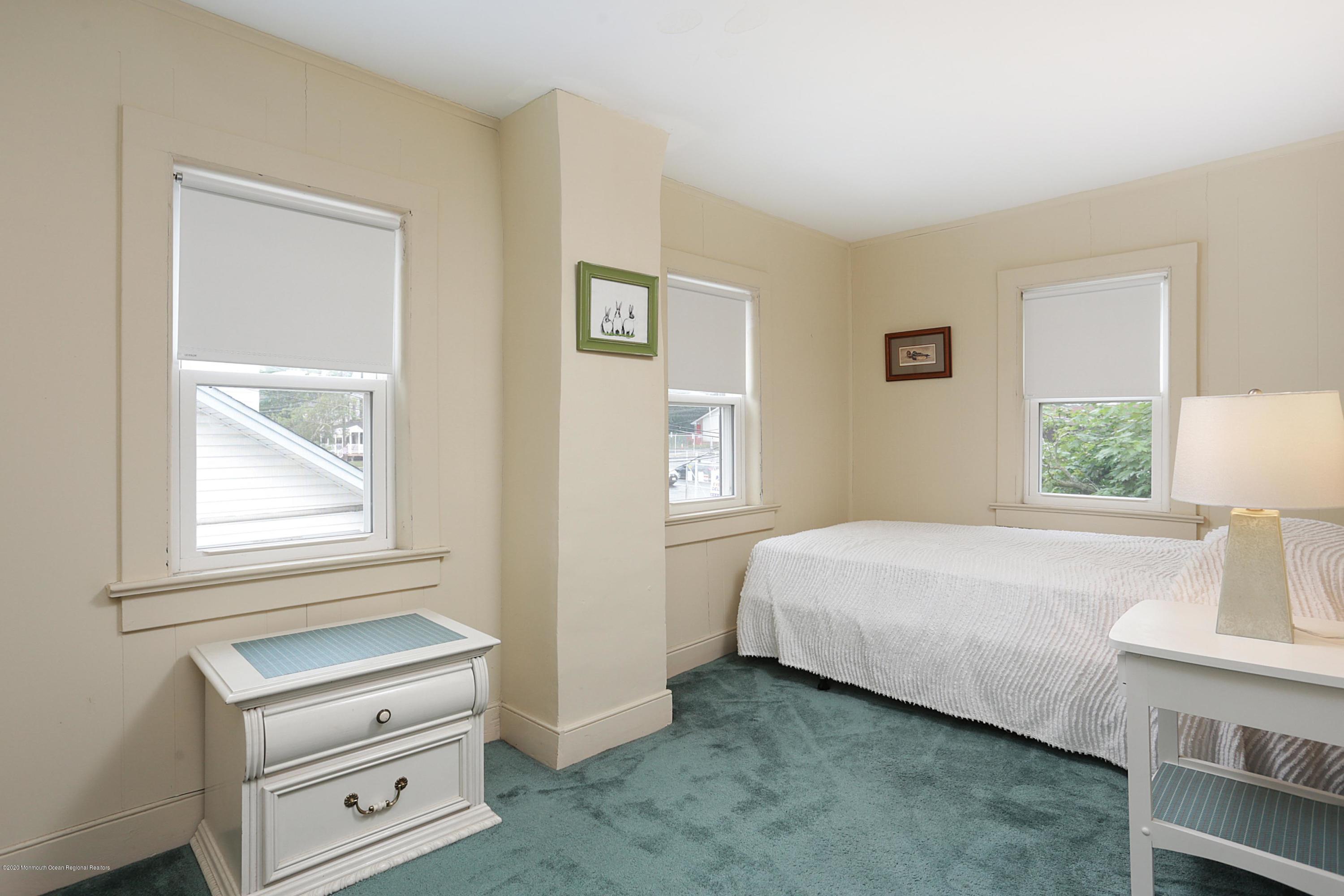 105 Broad Street Matawan, NJ 07747 - Photo 10 of 22 IMG_4799