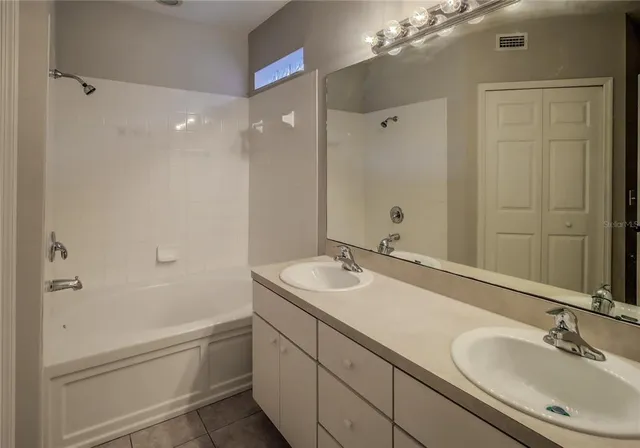 $2,245 | 3117 Summer Cruise Drive, Valrico, FL 33594