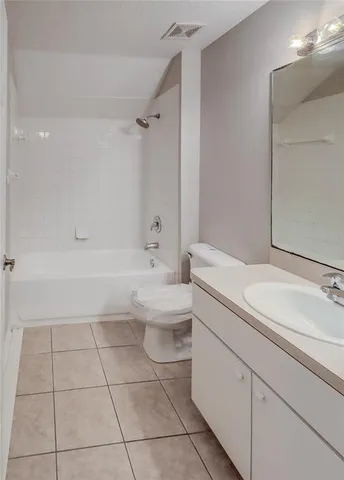 $2,245 | 3117 Summer Cruise Drive, Valrico, FL 33594