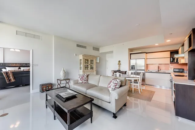 $1,050,000 | 2100 Park Avenue, Unit 301, Miami Beach, FL 33139