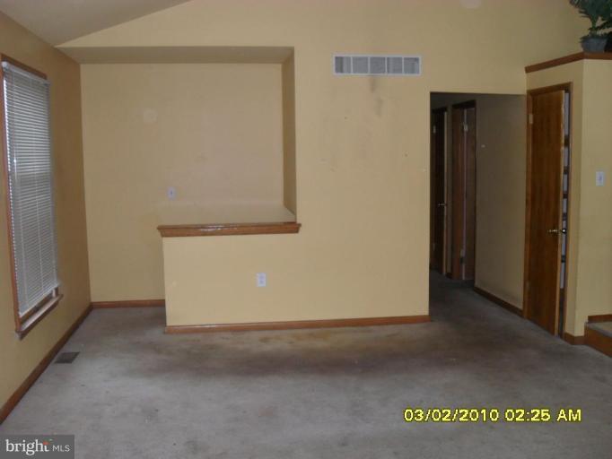 15 Drake Road Chesapeake City, MD 21915 - Photo 2 of 7 Living Room