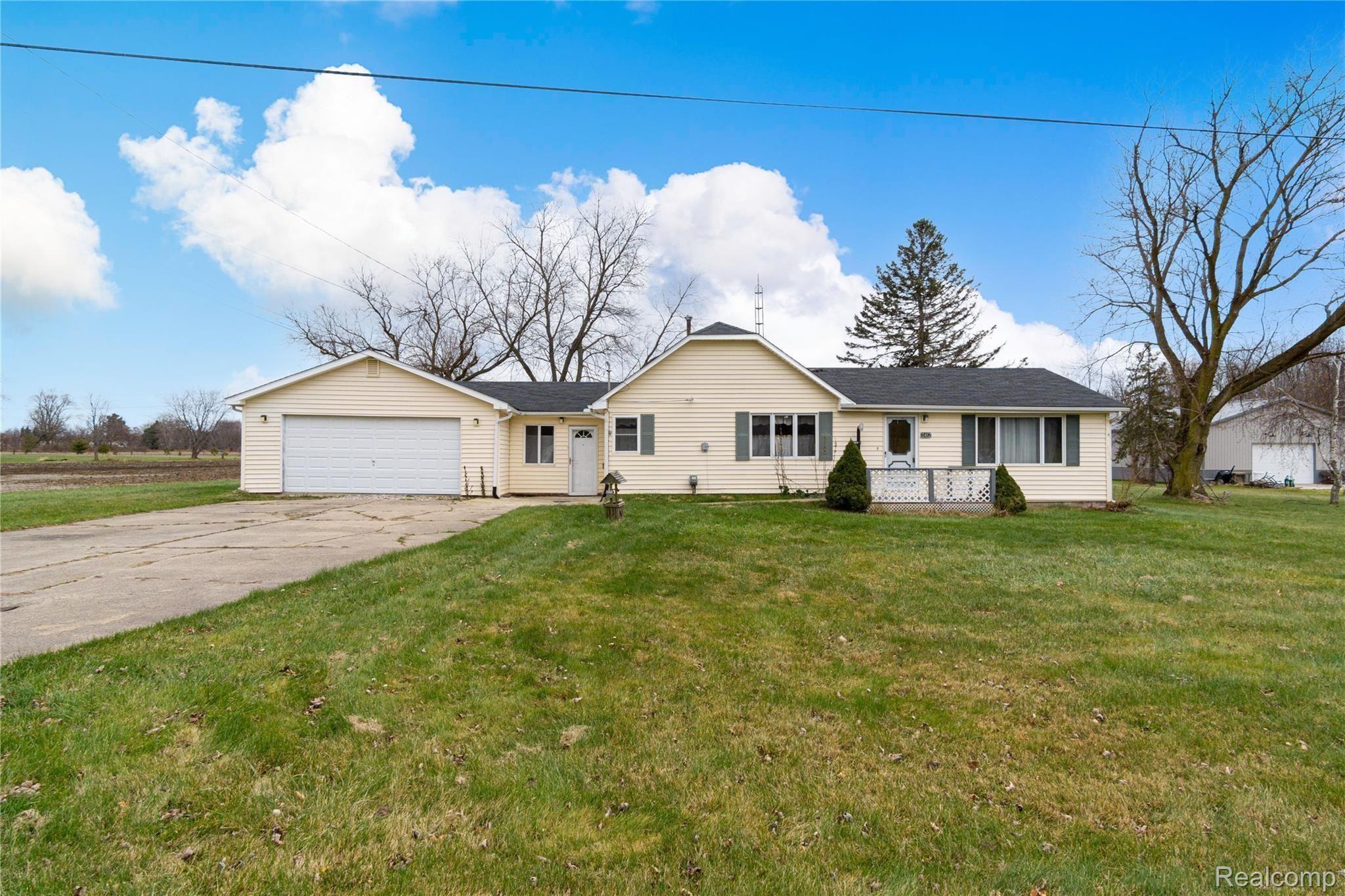 11432 North Belsay Road Clio, MI 48420 - Photo 1 of 22 Exteriors (2 of 15).jpg