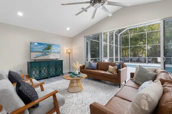 $1,875,000 | 1100 Royal Palm Drive, Naples, FL 34103