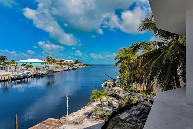 a view of a lake with a house