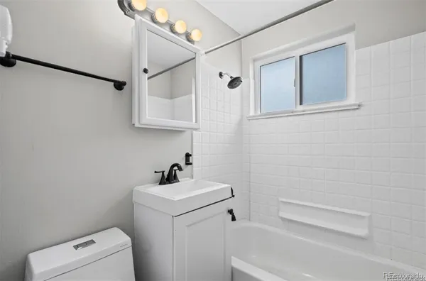 $1,800 | 8795 West 46th Avenue, Wheat Ridge, CO 80033