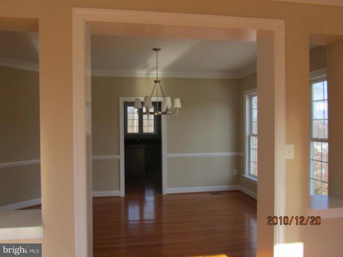 18626 Kerill Road Triangle, VA 22172 - Photo 9 of 12 Dining Room