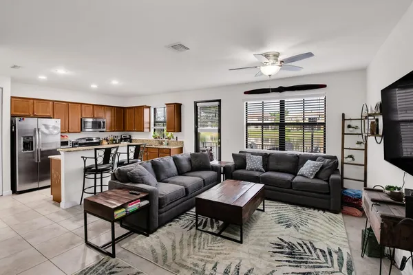 $4,200 | 8455 Lakeview Trail, Unit 8455, Parkland, FL 33076