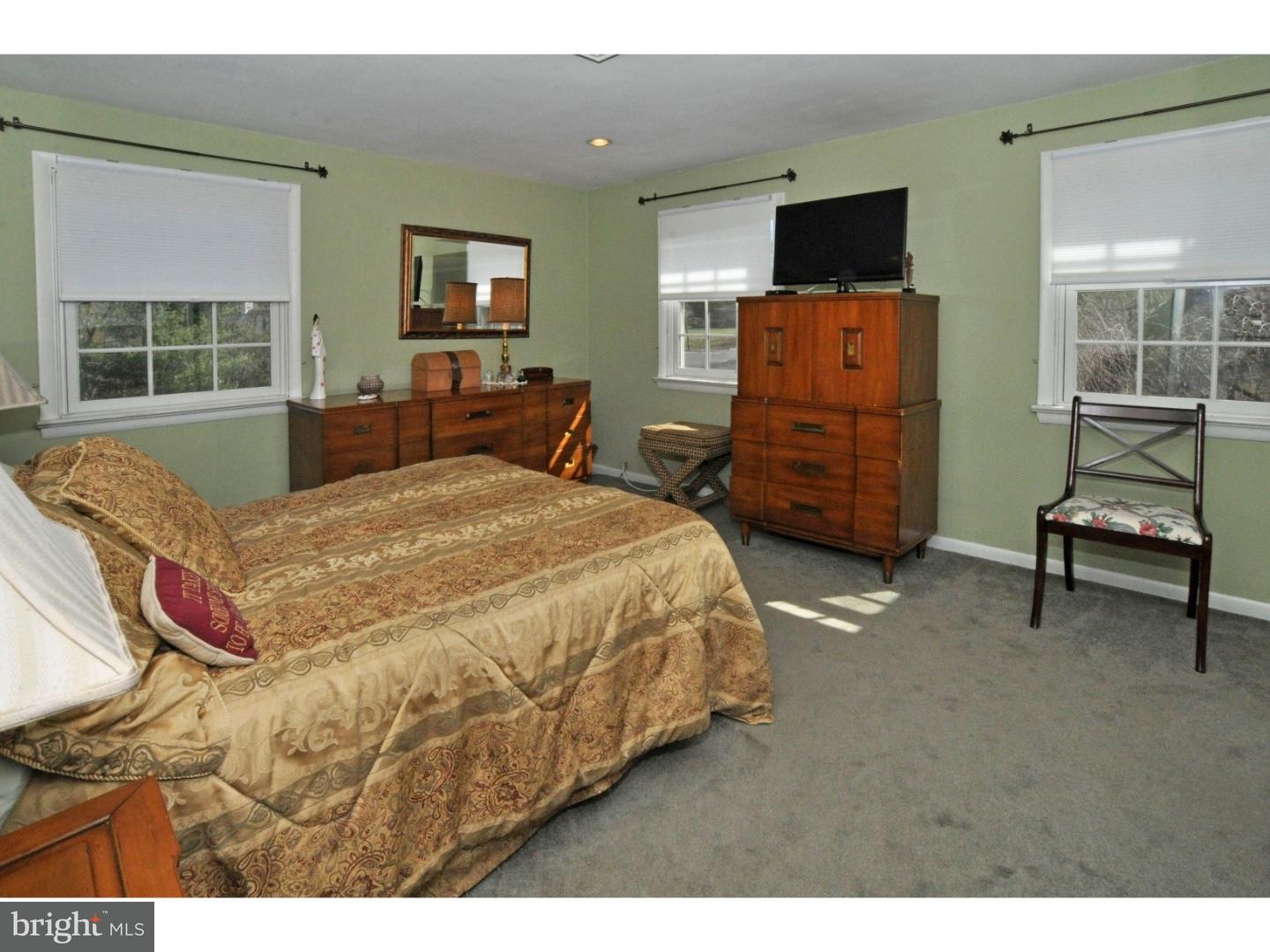 864 Gregory Road Rydal, PA 19046 - Photo 16 of 23 Bedroom 2