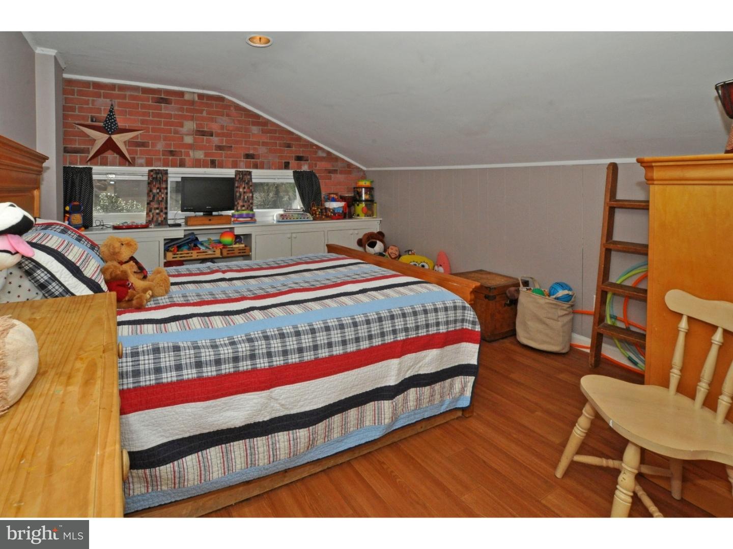 864 Gregory Road Rydal, PA 19046 - Photo 17 of 23 Bedroom 3