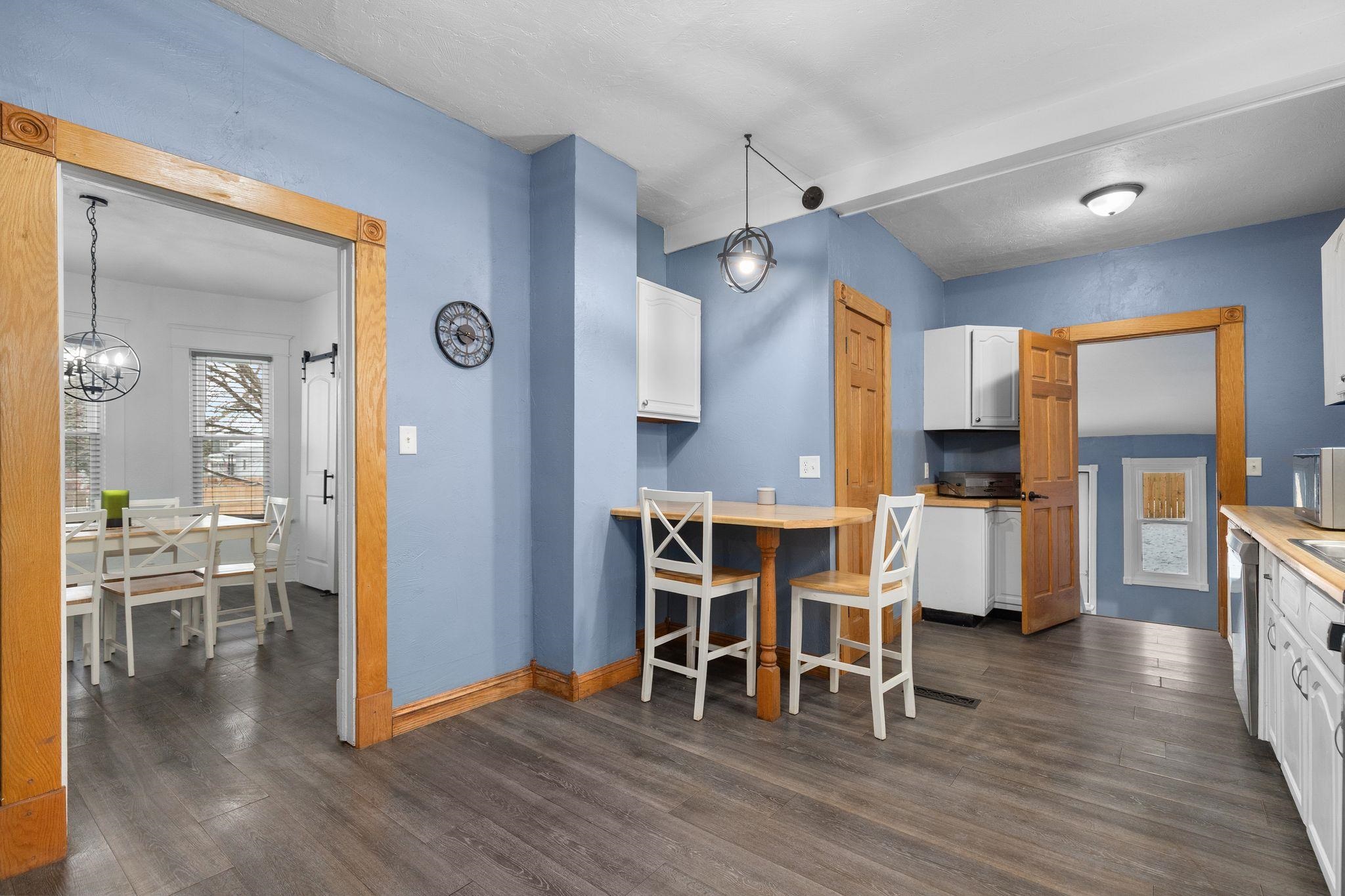 219 West 16th Avenue Oshkosh, WI 54902 - Photo 14 of 50