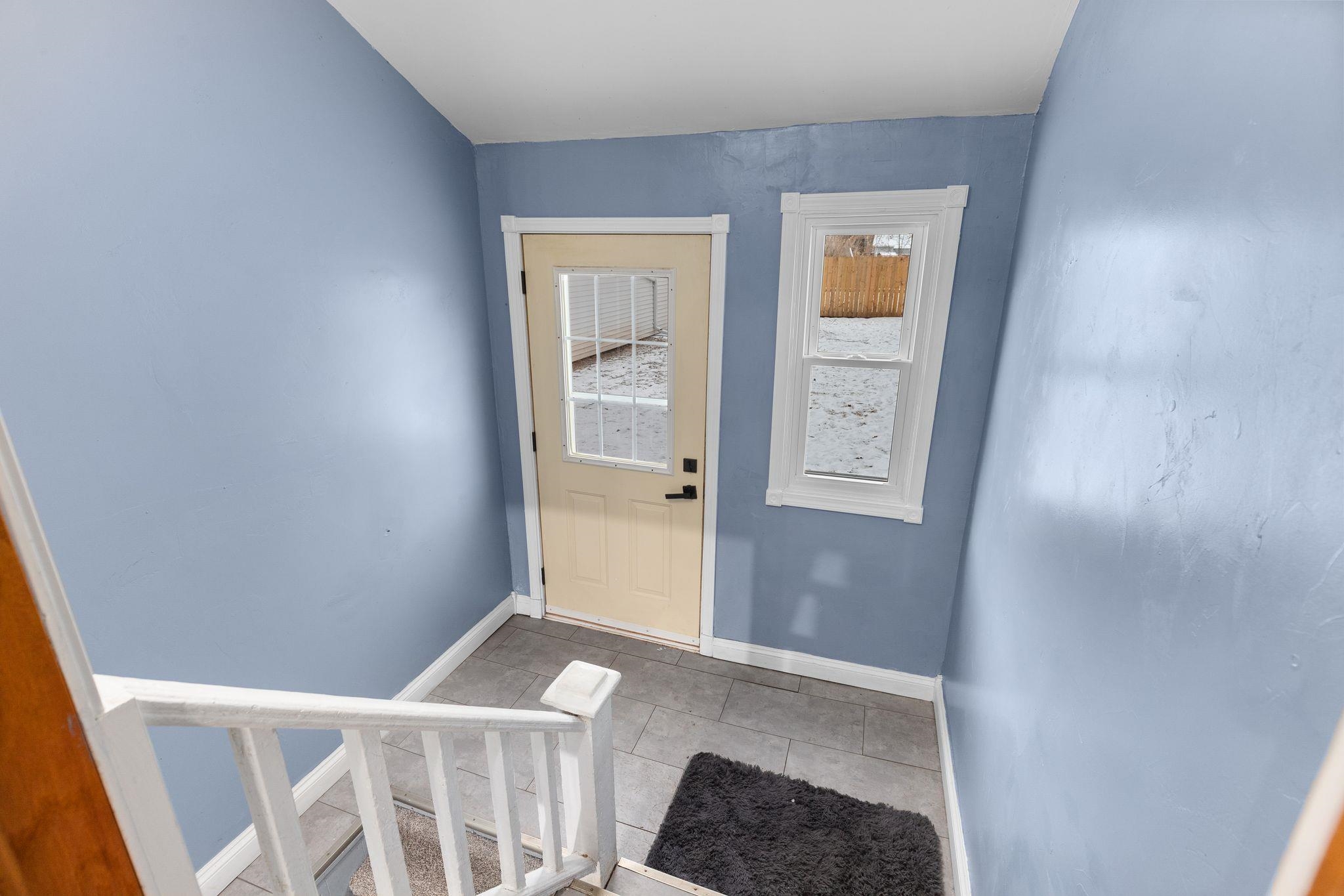 219 West 16th Avenue Oshkosh, WI 54902 - Photo 18 of 50