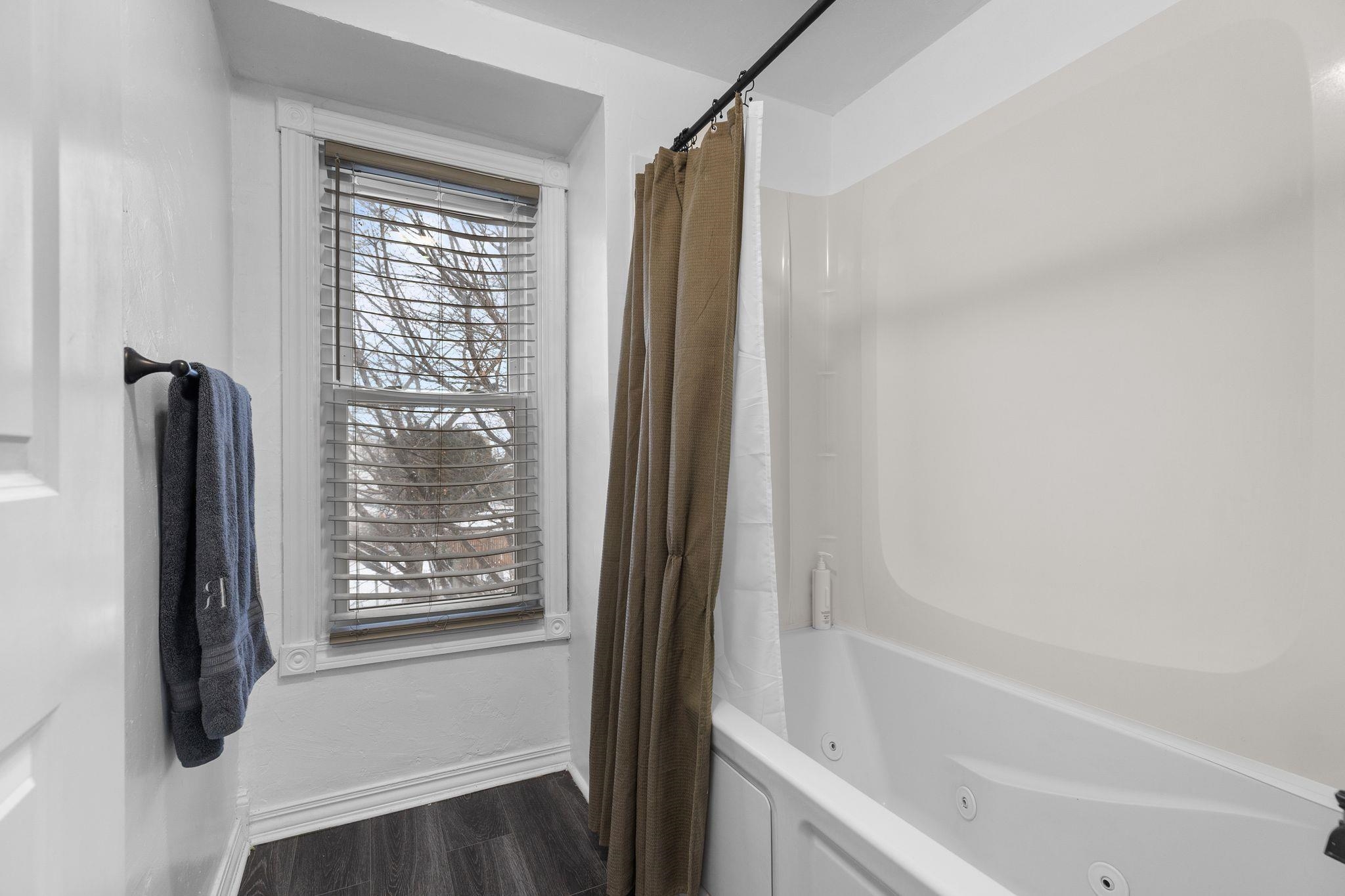 219 West 16th Avenue Oshkosh, WI 54902 - Photo 31 of 50