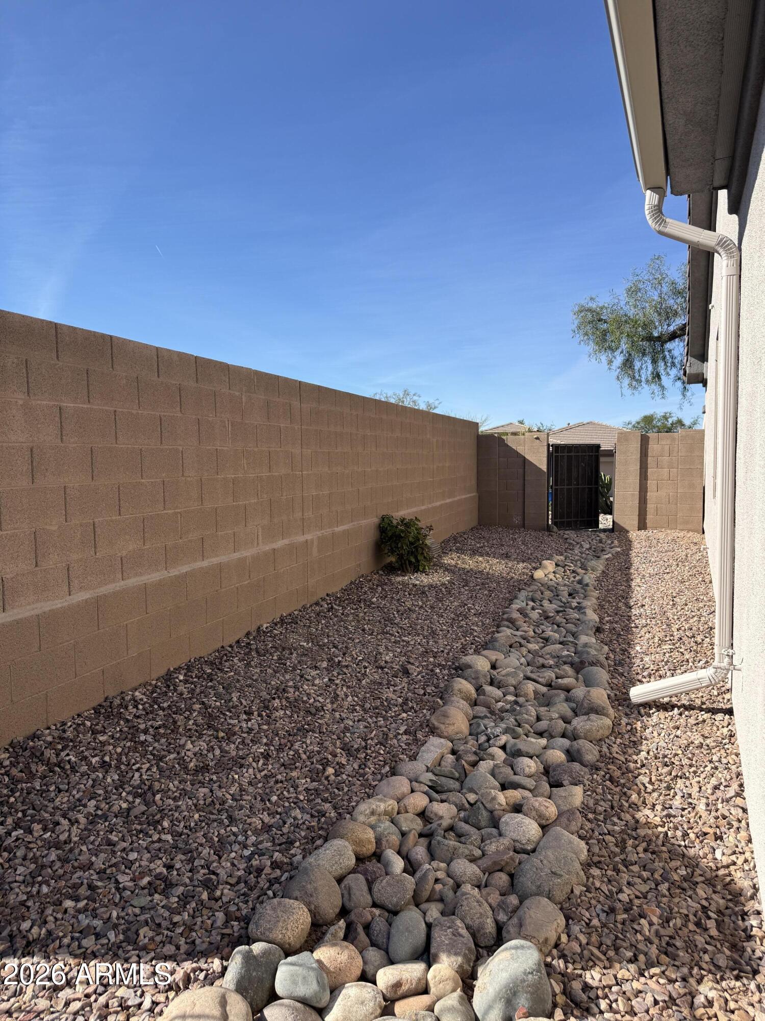 41915 North Crooked Stick Road Anthem, AZ 85086 - Photo 24 of 29 a view of a terrace