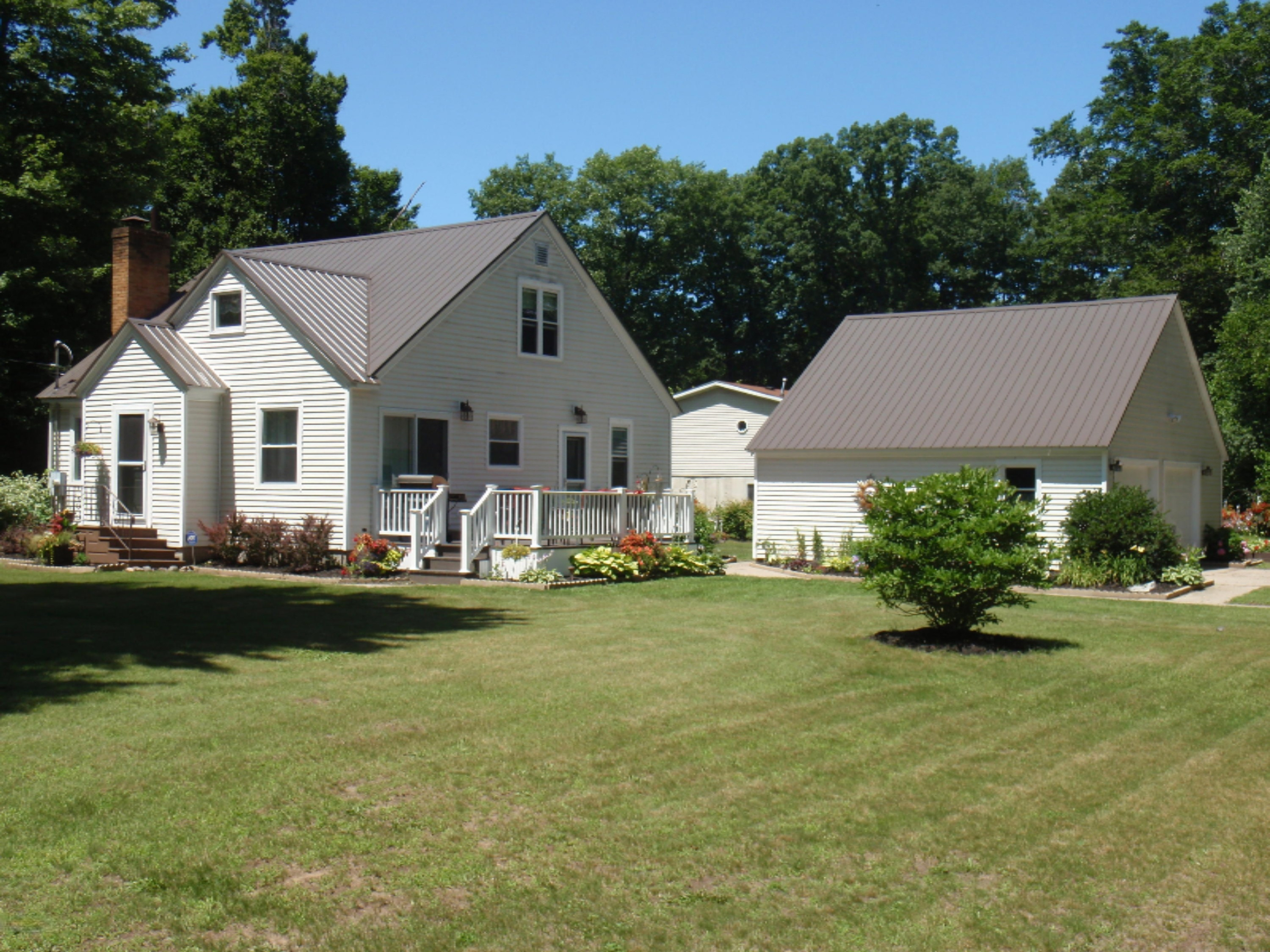 2806 West Fruitport Road Spring Lake, MI 49456 - Photo 1 of 20 P7131803