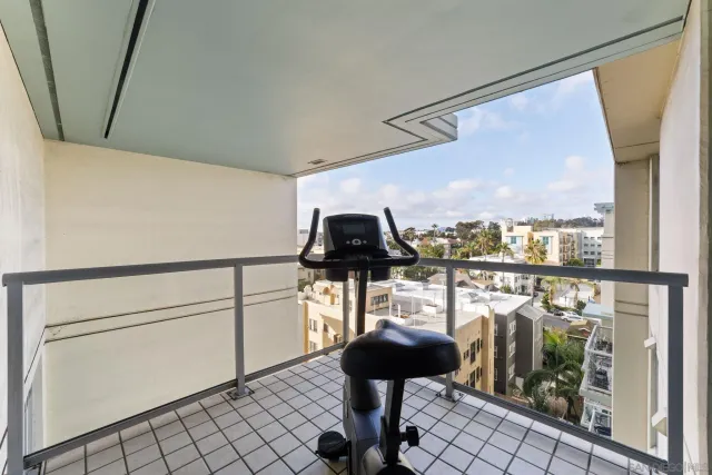 $5,900 | 850 Beech Street, Unit 511, San Diego, CA 92101