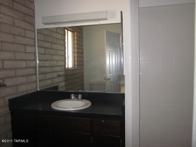 6 Rodeo Corte Nogales, AZ 85621 - Photo 12 of 15