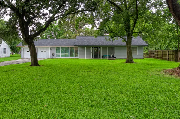 $225,000 | 106 Crow Road, Baytown, TX 77520