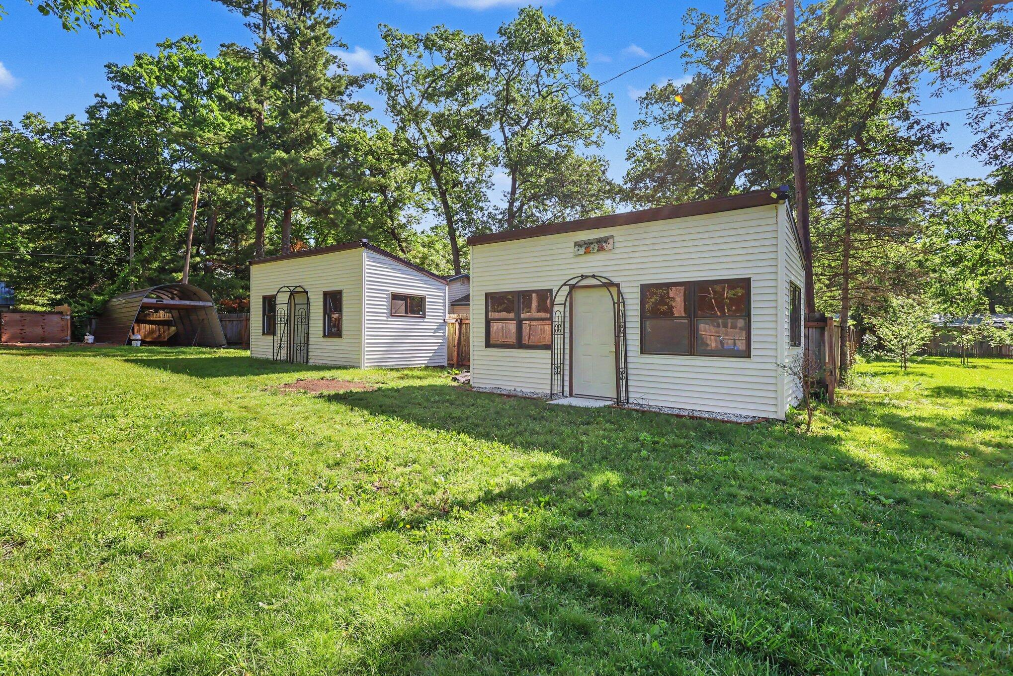 522 West Englewood Road Twin Lake, MI 49457 - Photo 22 of 28 026_file_3356