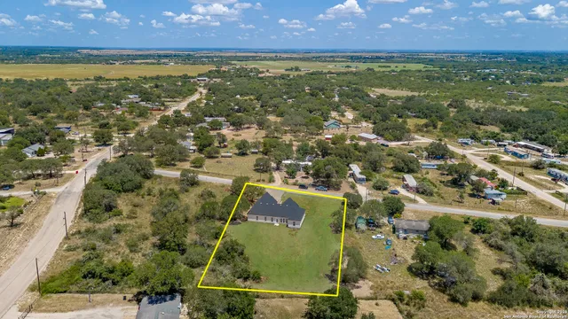 $399,900 | 120 County Road 6852, Lytle, TX 78052