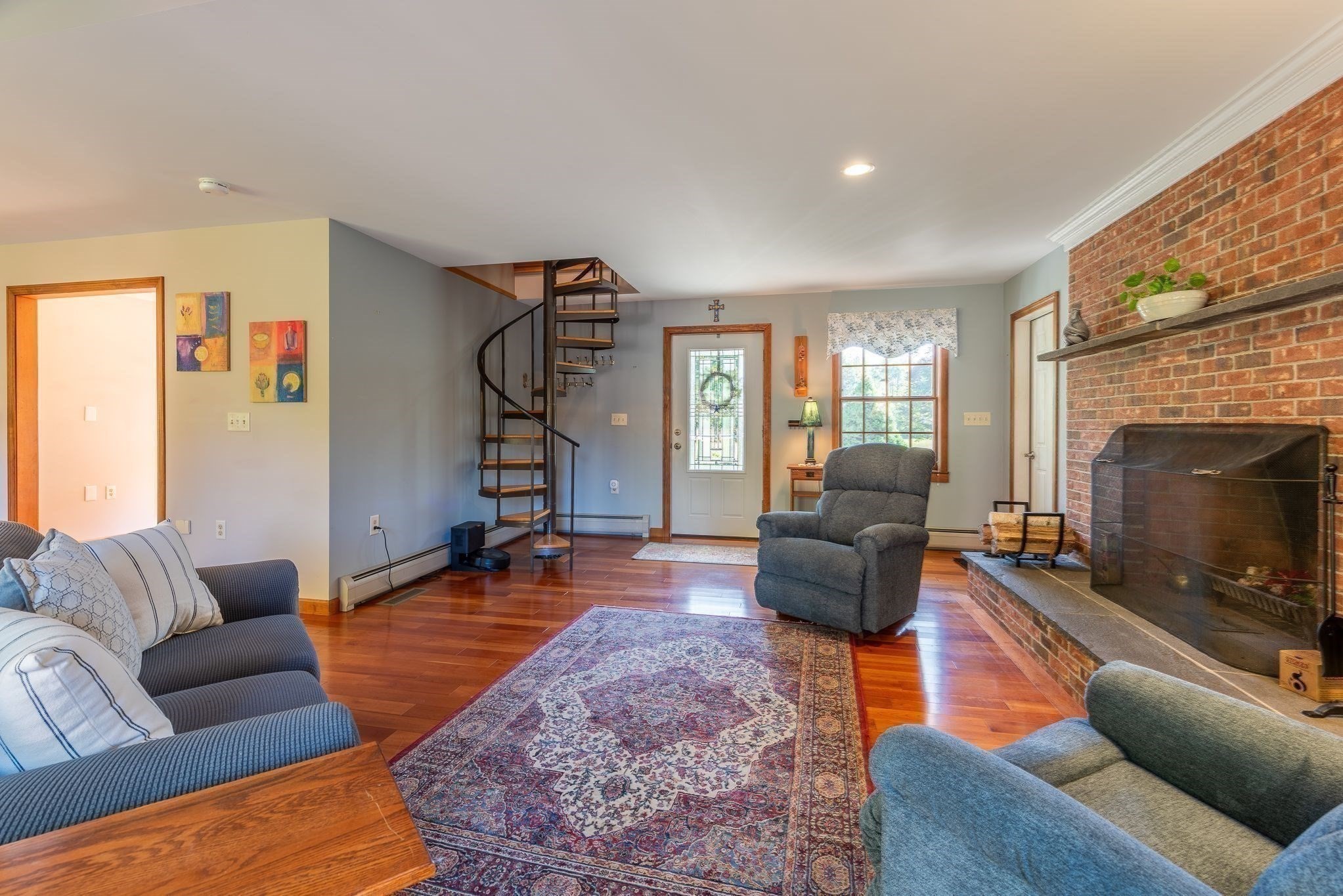 61 Plain Road Hatfield, MA 01038 - Photo 7 of 41 Gallery Image 7