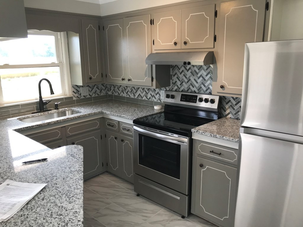 1584 Kelly Springs Road Mount Olive, NC 28365 - Photo 2 of 14 KITCHEN