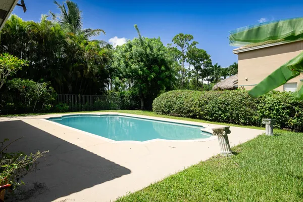 $4,600 | 5569 Southeast Hammock Reserve Terrace, Hobe Sound, FL 33455