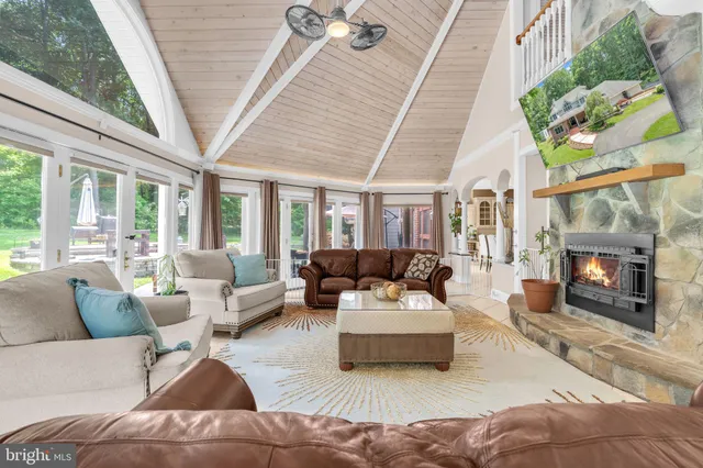 $1,390,000 | 2850 Dunleigh Drive, Dunkirk, MD 20754