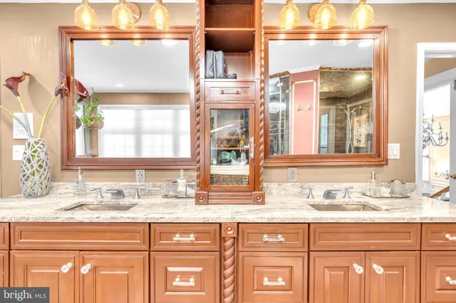 $1,390,000 | 2850 Dunleigh Drive, Dunkirk, MD 20754