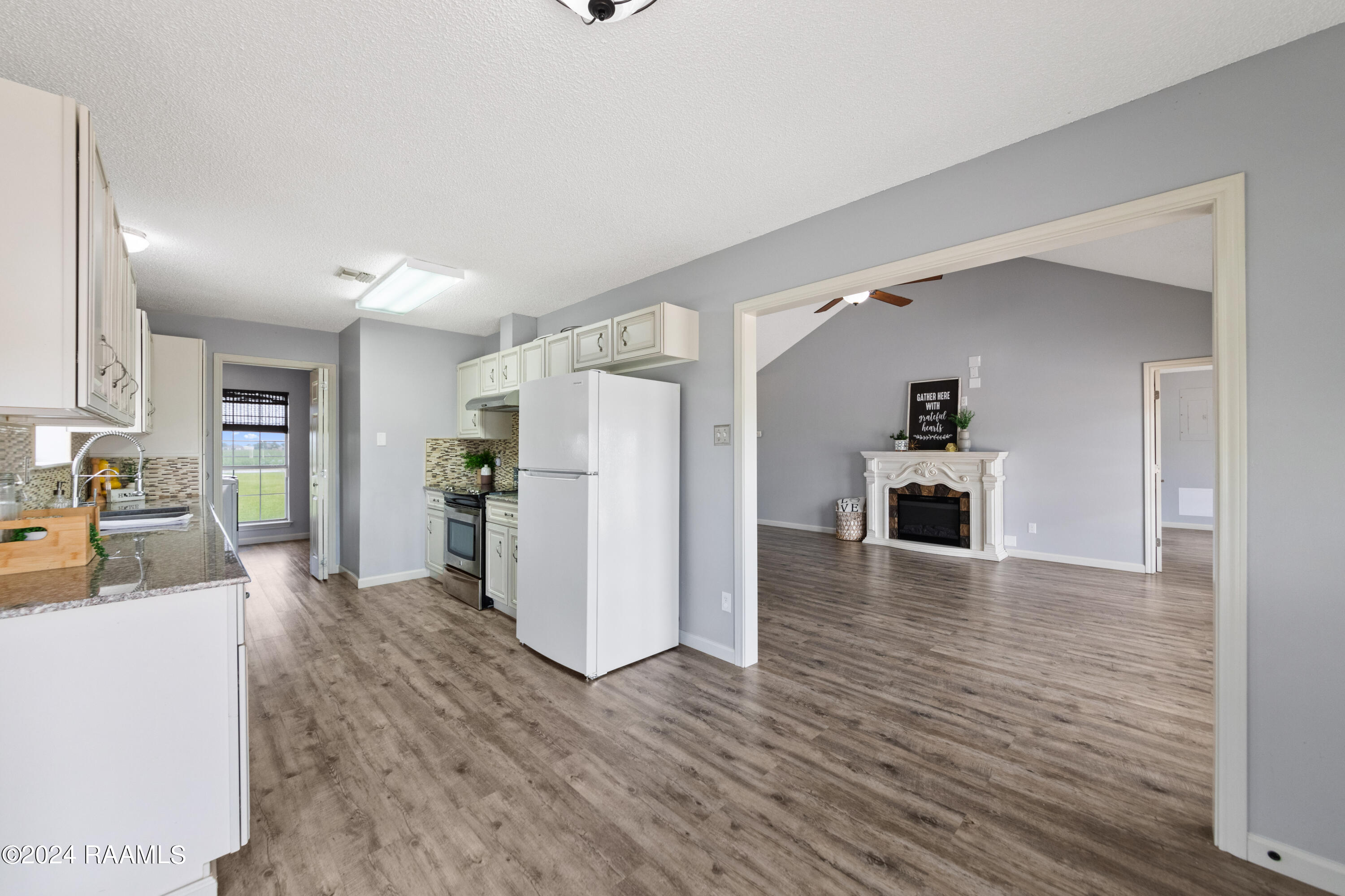 12401 Landry Road Maurice, LA 70555 - Photo 11 of 38 Gallery Image 11