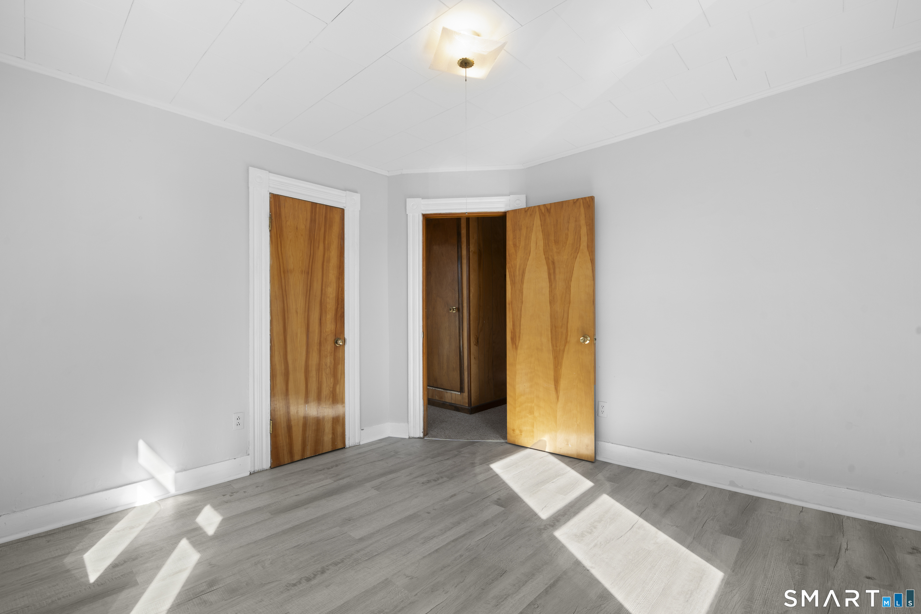 48 Anderson Street Naugatuck, CT 06770 - Photo 11 of 24