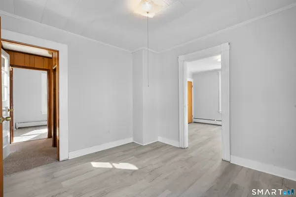 $2,500 | 48 Anderson Street, Naugatuck, CT 06770