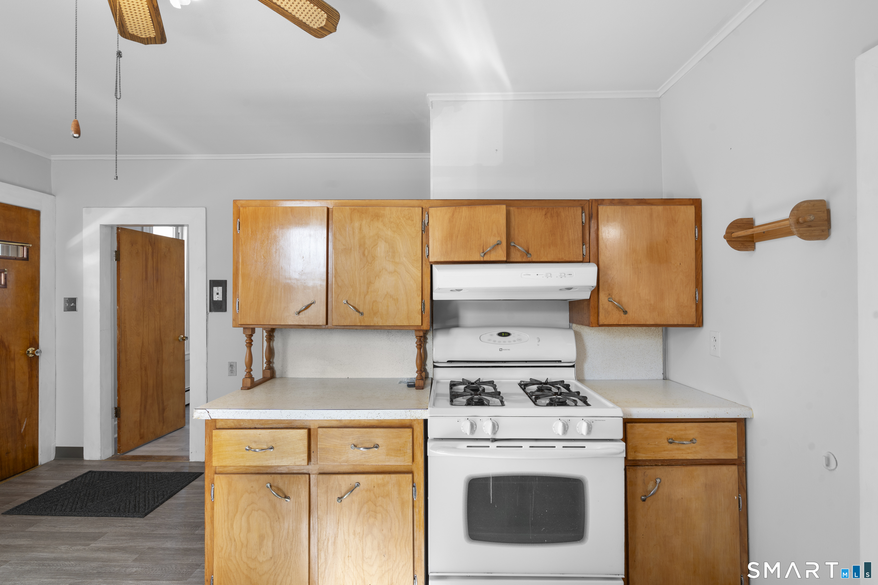 48 Anderson Street Naugatuck, CT 06770 - Photo 4 of 24