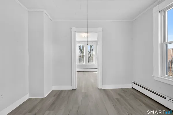 $2,500 | 48 Anderson Street, Naugatuck, CT 06770