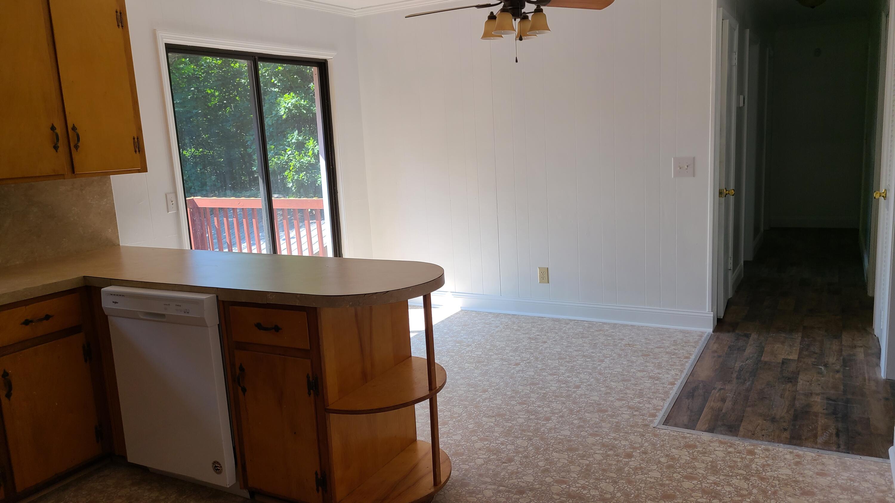 1072 Blue Ridge Yacht Club Road Bassett, VA 24055 - Photo 8 of 40 8 Dining Area