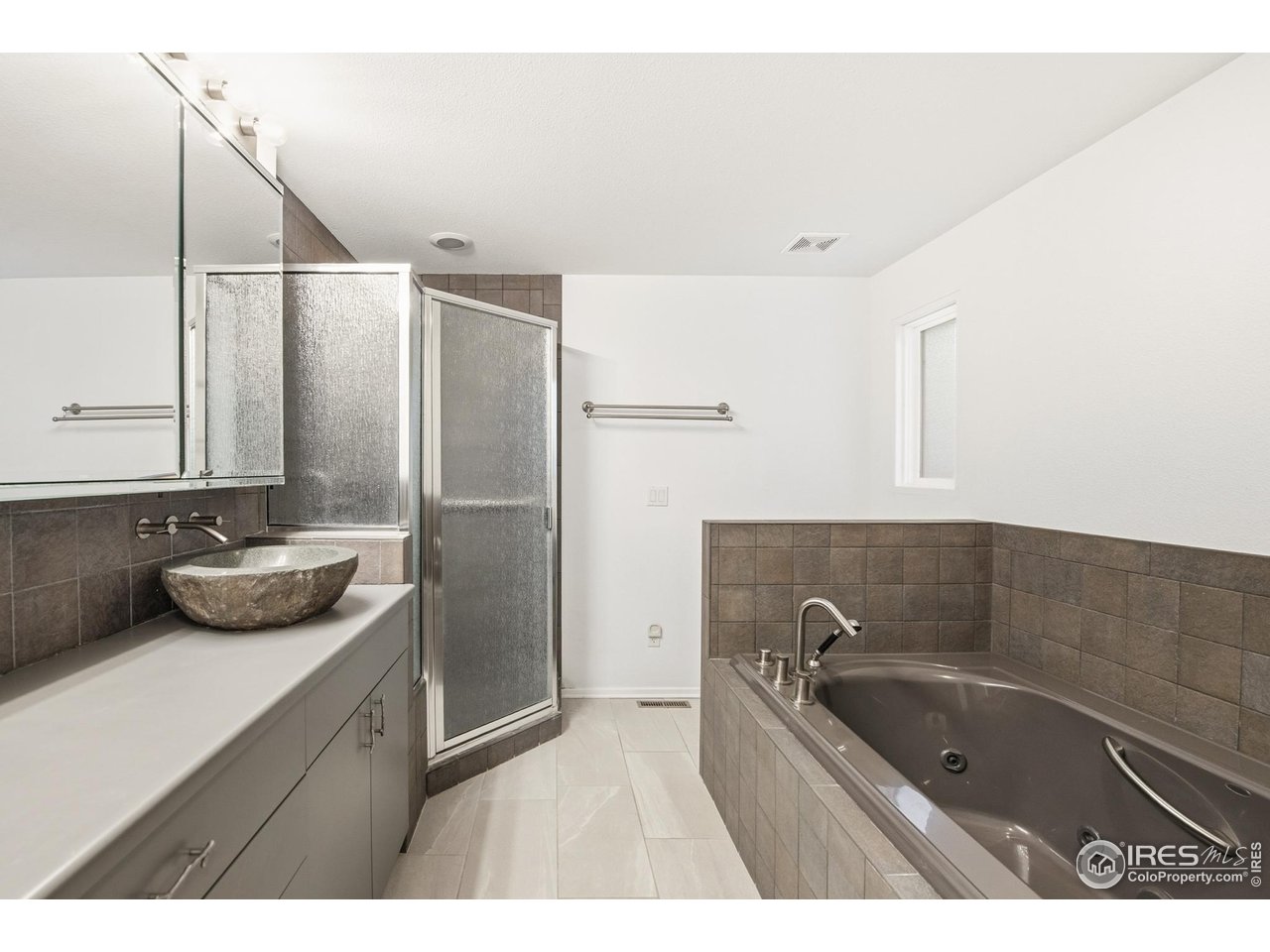 1550 Bluebell Avenue Boulder, CO 80302 - Photo 25 of 49 primary bath