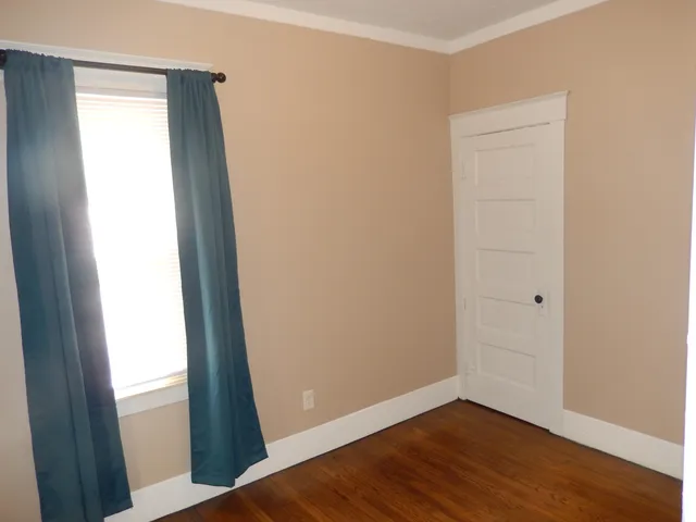 $89,500 | 10 East Auburn Avenue, Ecorse, MI 48229