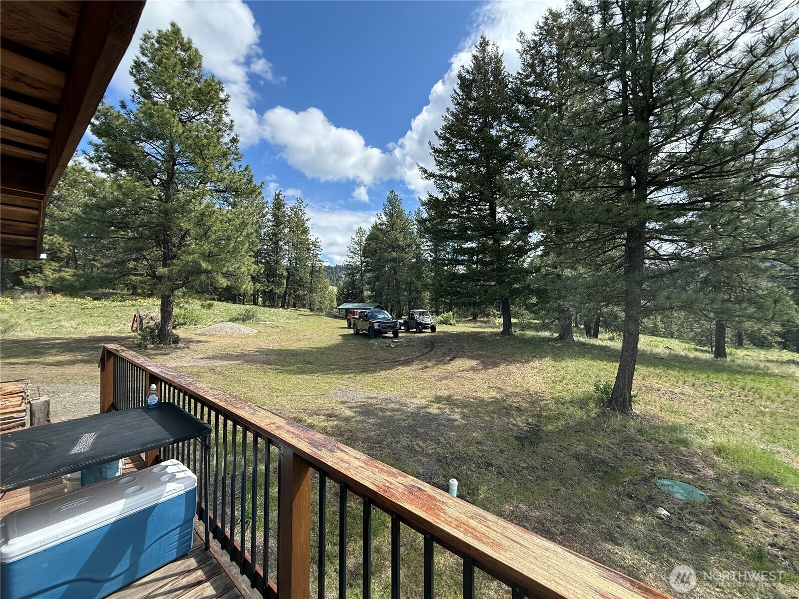 108 Grizzly Loop Republic, WA 99166 - Photo 12 of 36