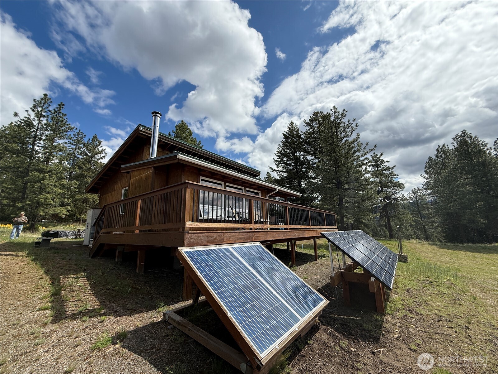 108 Grizzly Loop Republic, WA 99166 - Photo 13 of 36