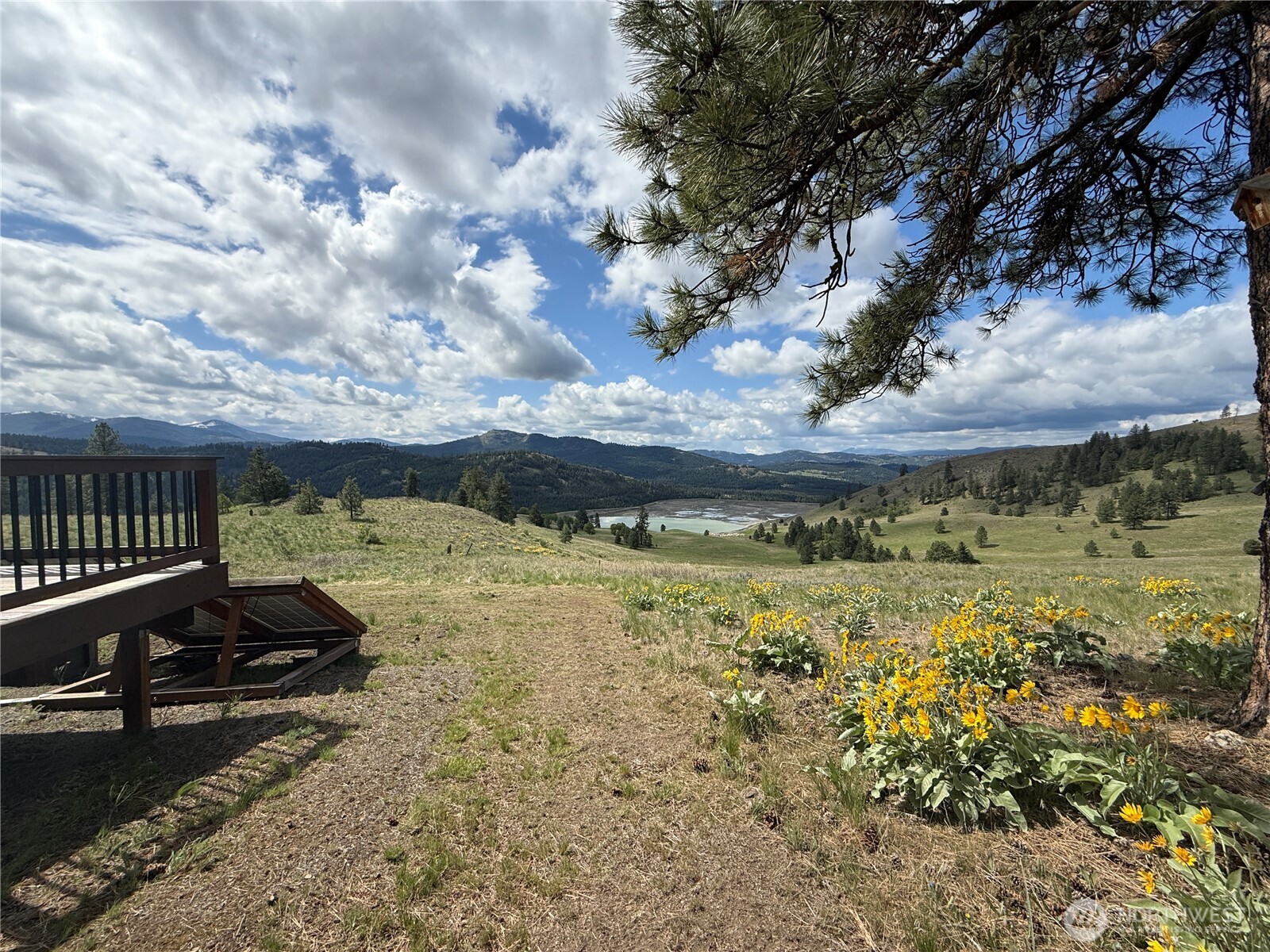 108 Grizzly Loop Republic, WA 99166 - Photo 15 of 36