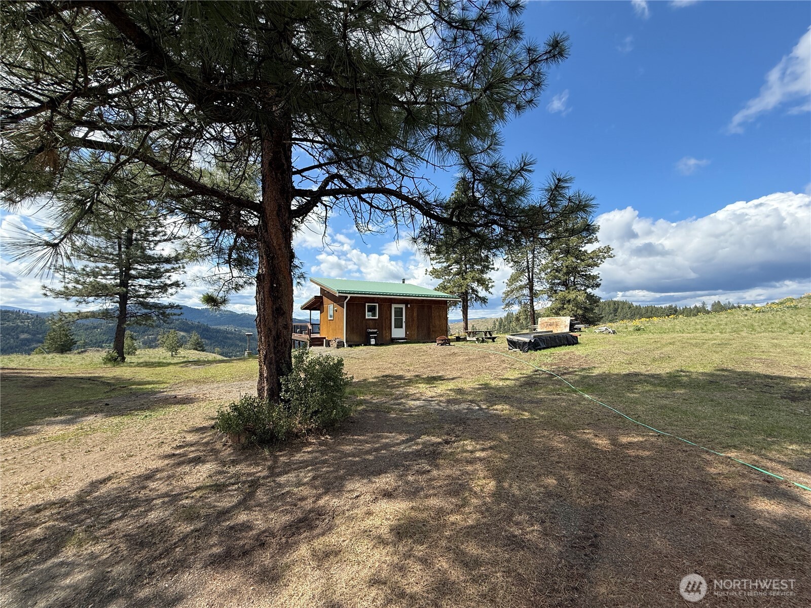 108 Grizzly Loop Republic, WA 99166 - Photo 2 of 36