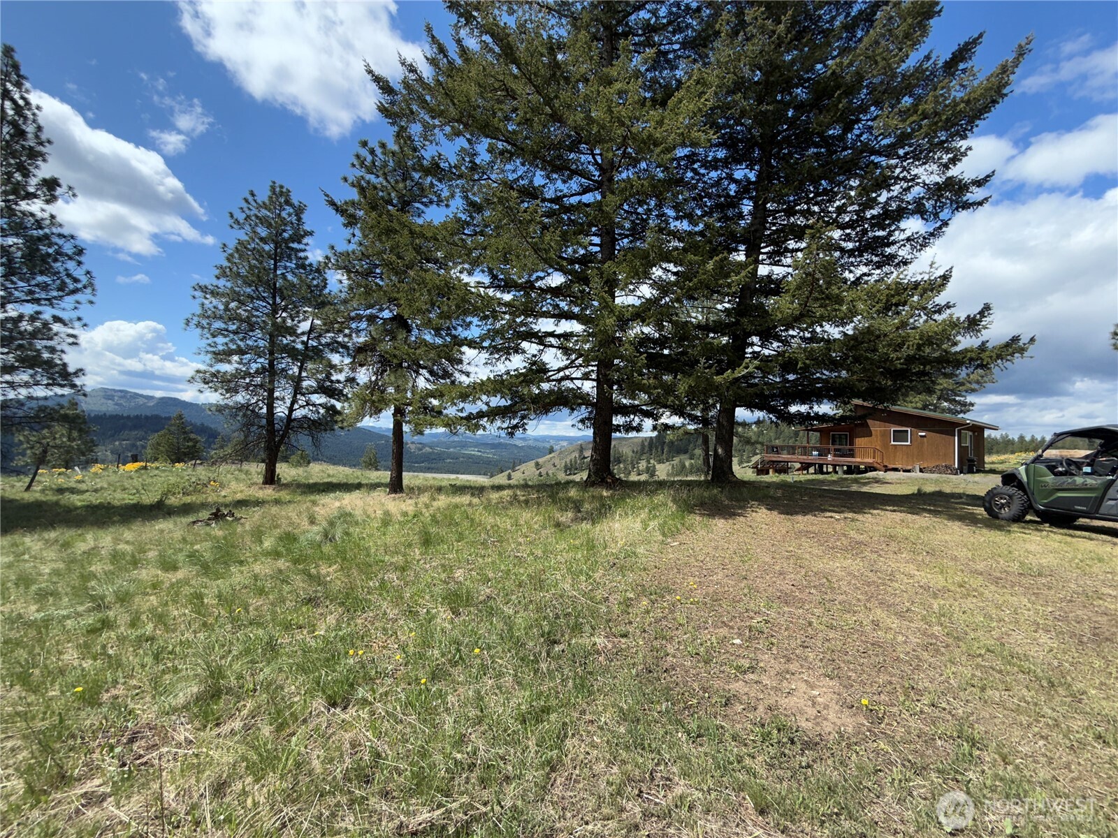 108 Grizzly Loop Republic, WA 99166 - Photo 32 of 36