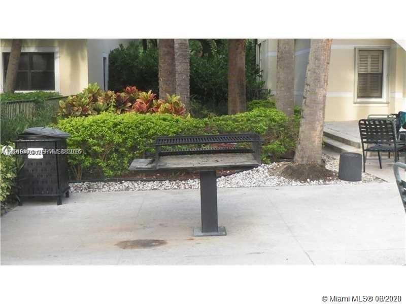 520 South Park Road, Unit 2412 Hollywood, FL 33021 - Photo 15 of 18 Gallery Image 15