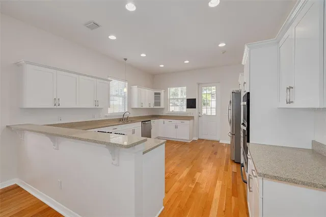 $1,050,000 | 859 23rd Avenue North, St. Petersburg, FL 33704