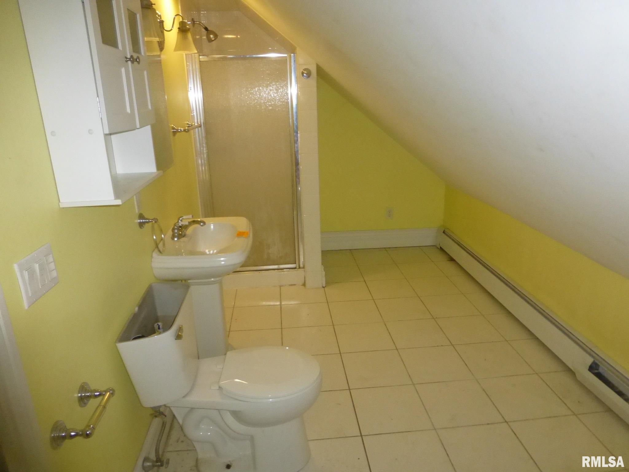 121 East Fortune Street Virden, IL 62690 - Photo 18 of 24