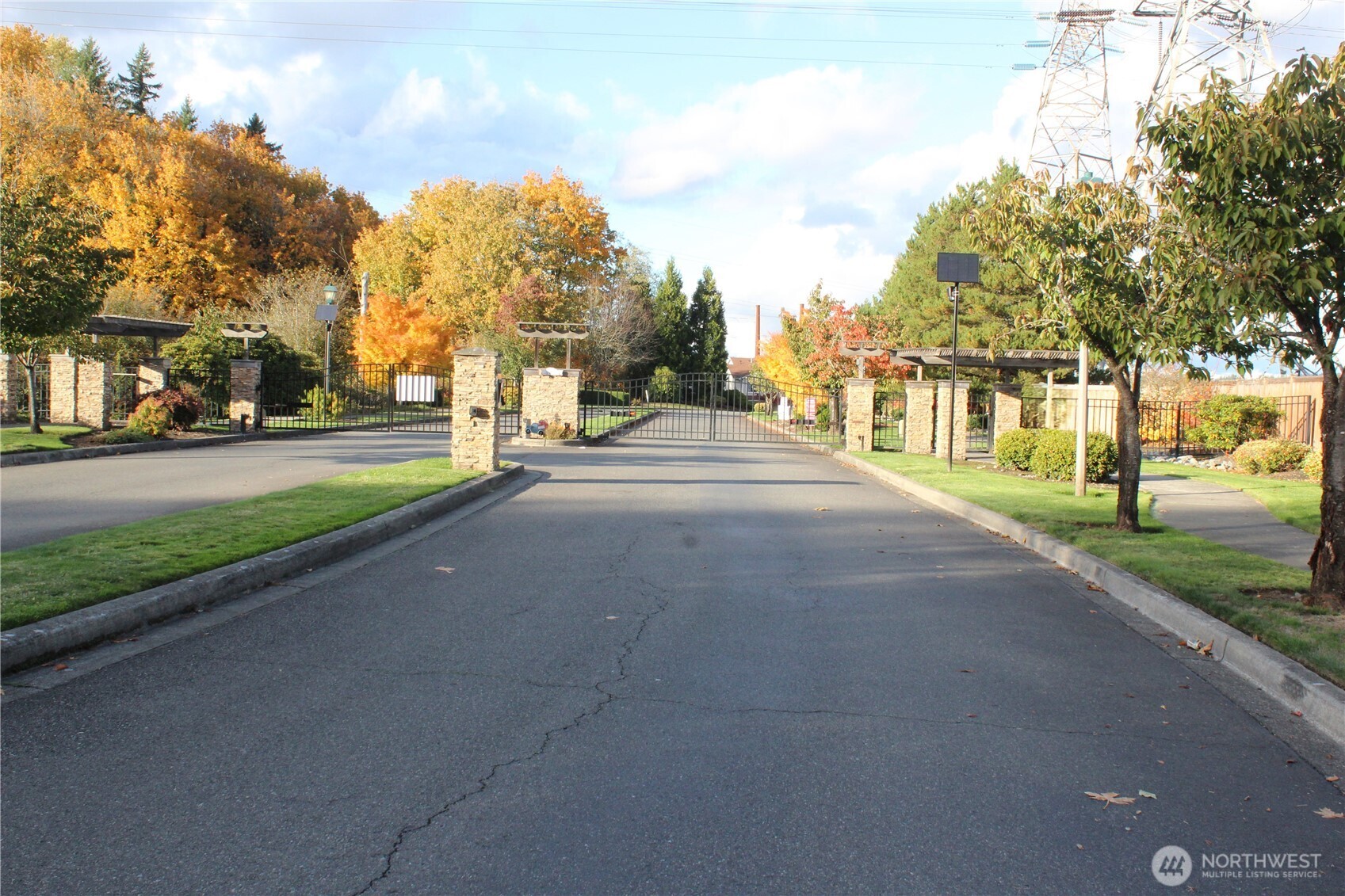 701 Harrington Place Southeast, Unit 1136 Renton, WA 98058 - Photo 1 of 29