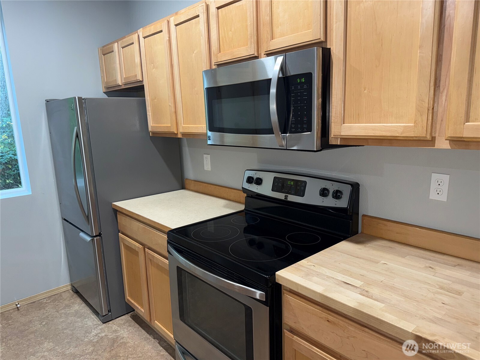 701 Harrington Place Southeast, Unit 1136 Renton, WA 98058 - Photo 7 of 31