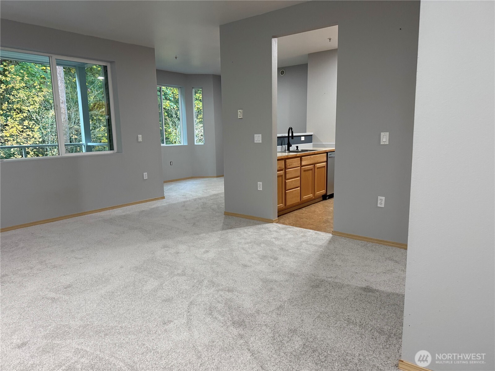 701 Harrington Place Southeast, Unit 1136 Renton, WA 98058 - Photo 8 of 29